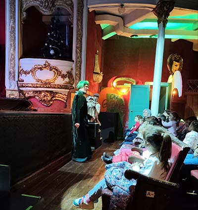 Roubaram o Natal no Teatro Sá da Bandeira - Escola Básica do Sardão 